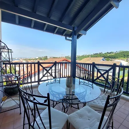 Maison Avec Jardin, Terrasse Et Parking Proche - Fr-1-239-772 * Urrugne
