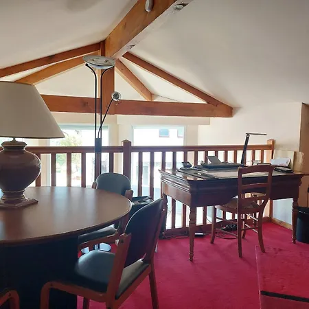 Maison Avec Jardin, Terrasse Et Parking Proche - Fr-1-239-772 Urrugne